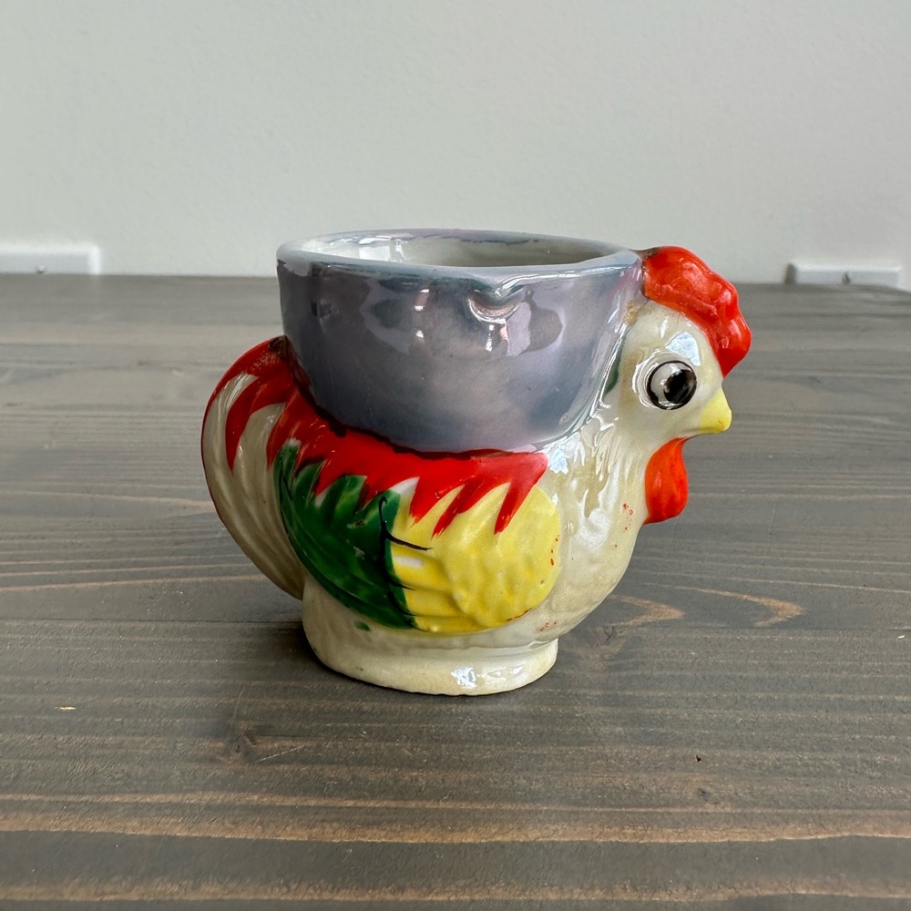 Vintage ceramic egg cup🐓🥚